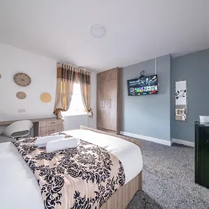 Homestay *rc12s* For Your Relaxed & Cosy + Free Parking + Free Fast Wifi *, Leeds (West Yorkshire)